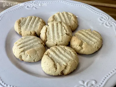 Almond Flour Shortbread Cookies